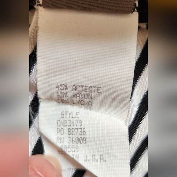 CALVIN KLEIN Men's vintage blk/wht striped turtleneck in L - Picture 7 of 12